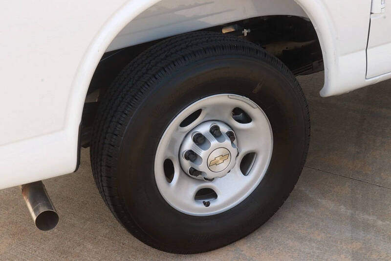 2026 Chevrolet Express 2500