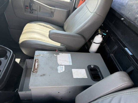 2017 Chevrolet Express 2500