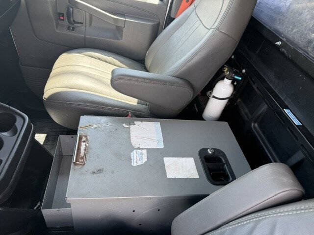 2017 Chevrolet Express 2500