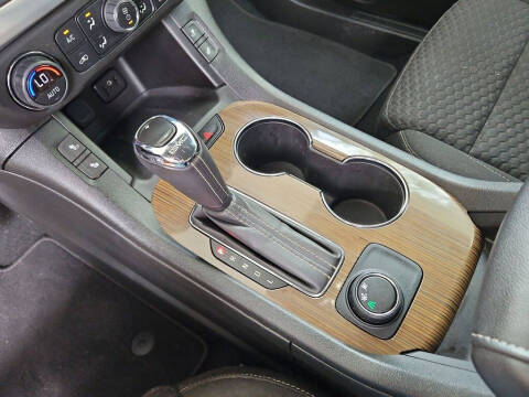 2019 GMC Acadia SLE-2