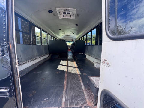 2006 Freightliner FS65 Chassis