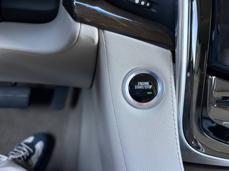 2019 Cadillac Escalade Luxury