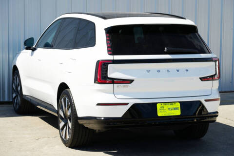 2025 Volvo EX90 Twin Performance Plus 7P