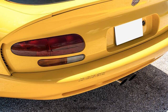 2001 Dodge Viper GTS