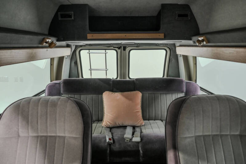 1990 Ford E-Series E-150