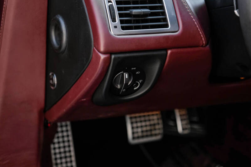 2005 Aston Martin DB9