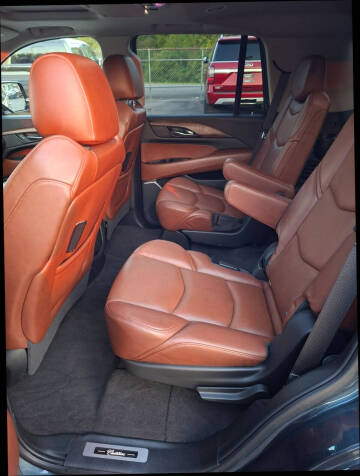 2020 Cadillac Escalade Luxury