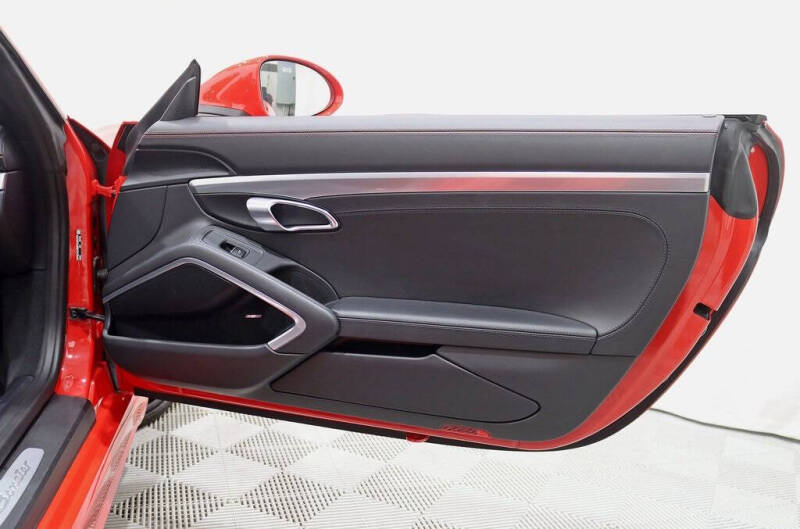 2023 Porsche 718 Boxster