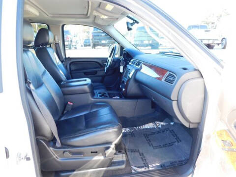 2011 Chevrolet Suburban LT