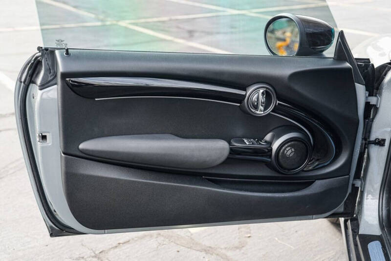 2023 MINI Hardtop 2 Door Cooper SE