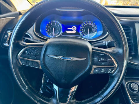2015 Chrysler 200 C