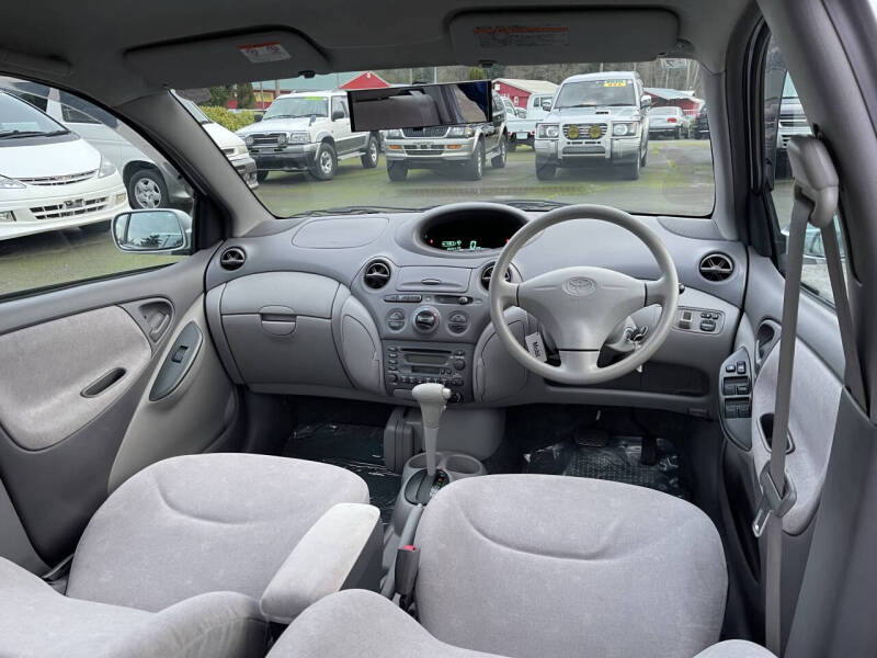 2000 Toyota Platz Echo