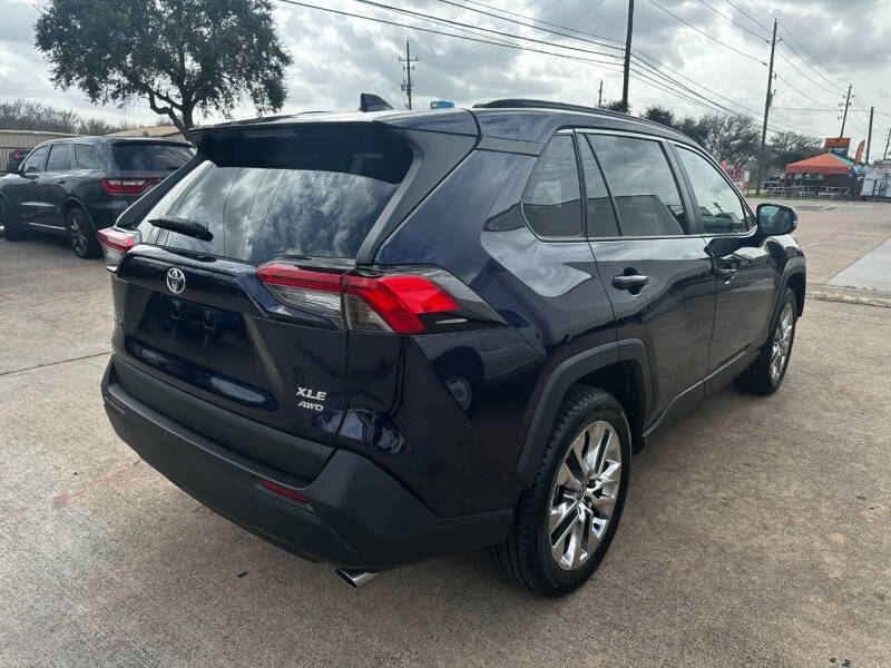 2021 Toyota RAV4 XLE Premium