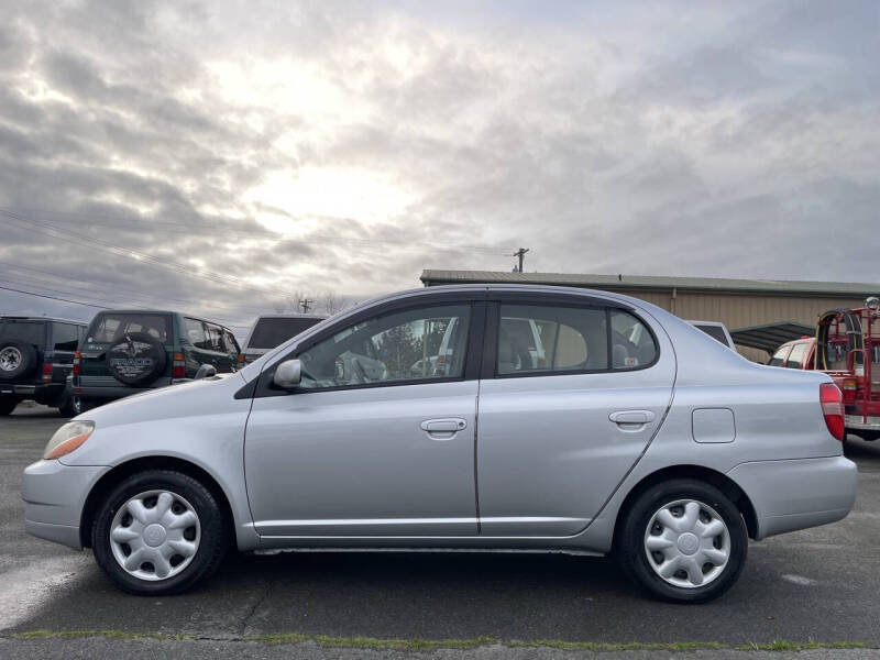 2000 Toyota Platz Echo