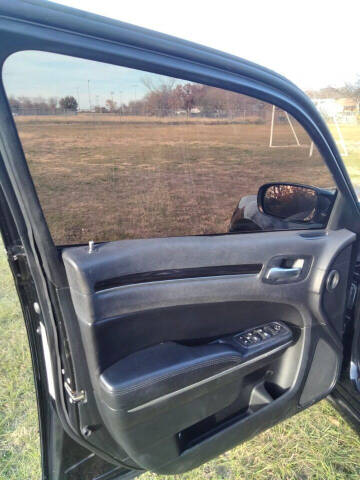 2015 Chrysler 300 Limited