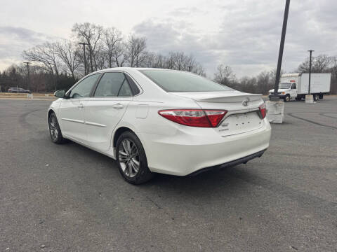 2016 Toyota Camry SE