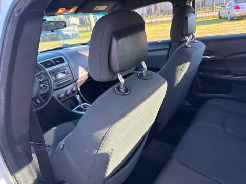 2011 Dodge Avenger Express