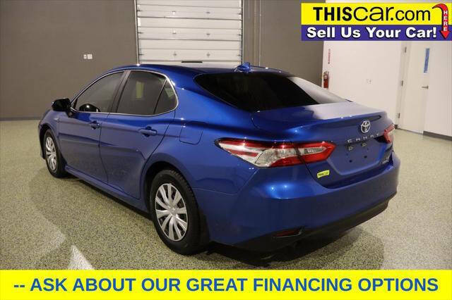 2019 Toyota Camry Hybrid LE