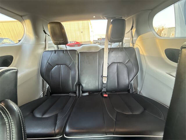 2022 Chrysler Pacifica Hybrid Limited