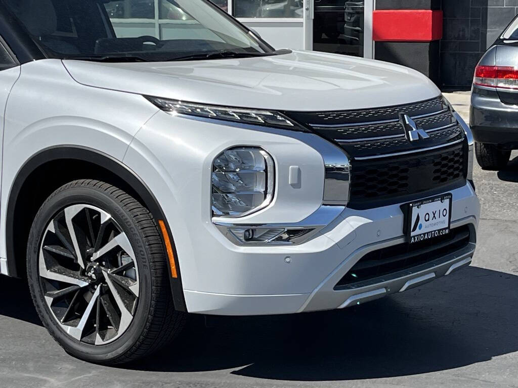 2024 Mitsubishi Outlander PHEV for sale at Axio Auto Boise in Boise, ID