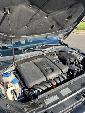 2013 Volkswagen Passat S PZEV