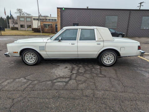 1983 Chrysler New Yorker Fifth Avenue