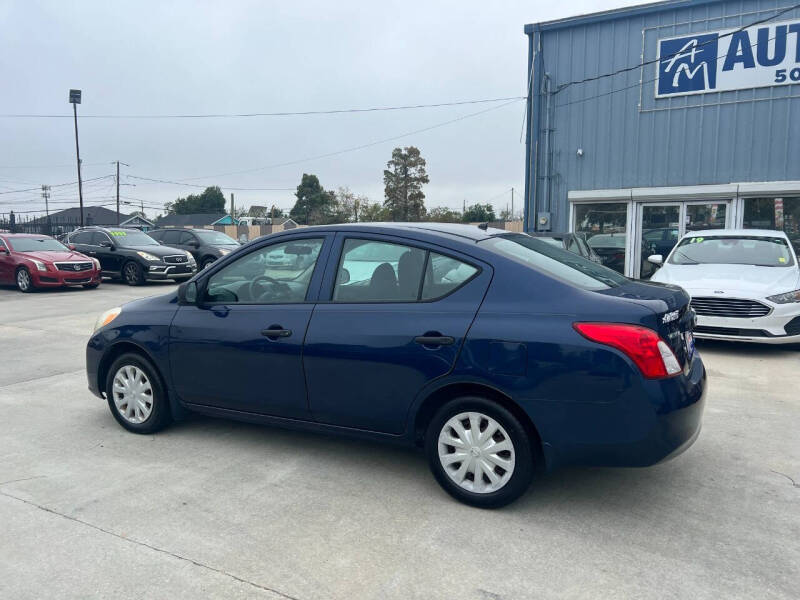 2013 Nissan Versa 1.6 S Plus