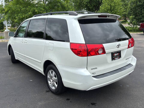2009 Toyota Sienna XLE
