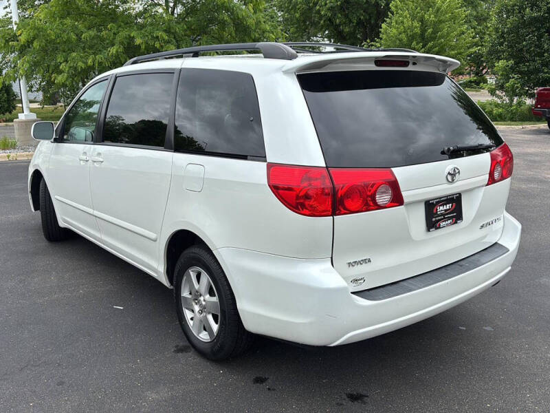 2009 Toyota Sienna XLE