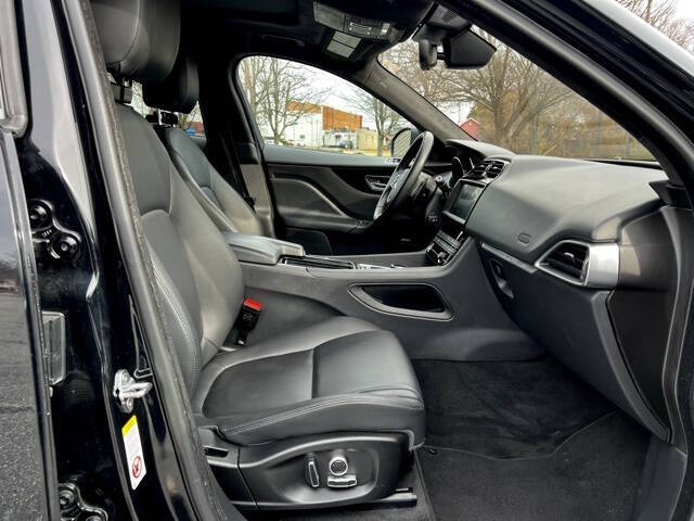 2020 Jaguar F-PACE 25t Premium