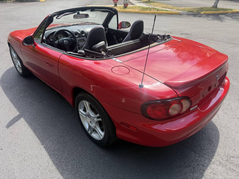 2005 Mazda MX-5 Miata Cloth