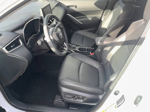 2024 Toyota Corolla Cross XLE