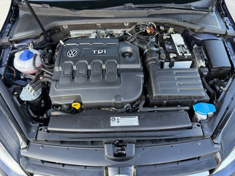 2015 Volkswagen Golf TDI S