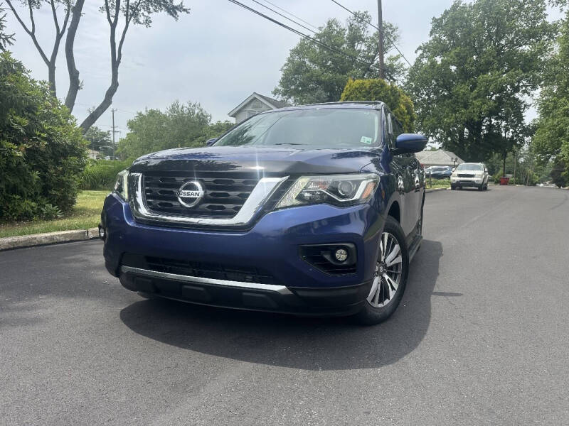 2017 Nissan Pathfinder S