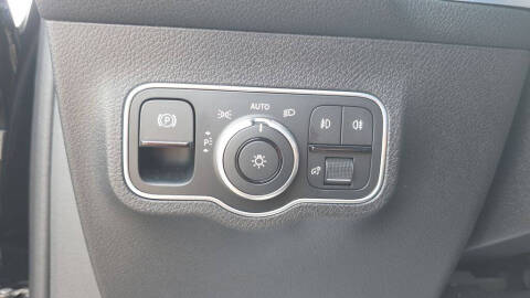 2025 Mercedes-Benz GLB GLB 250