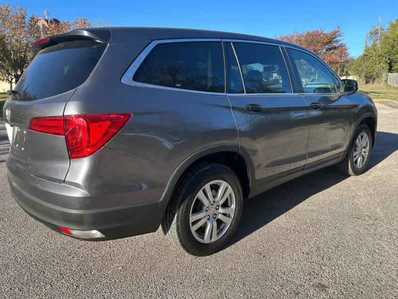 2016 Honda Pilot LX