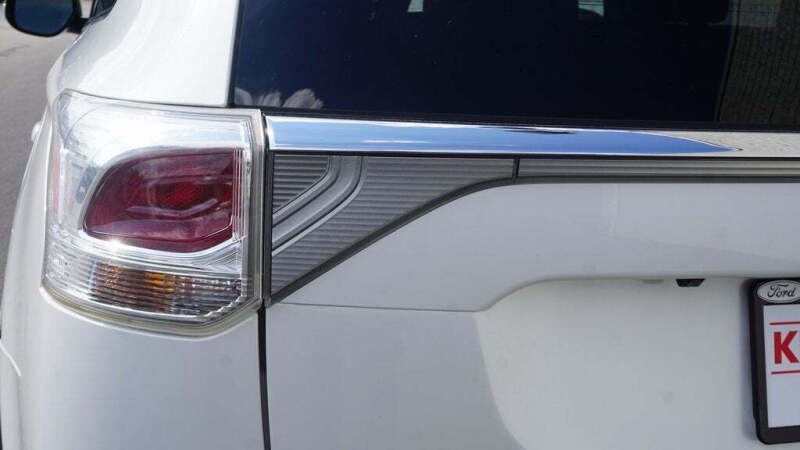 2015 Mitsubishi Outlander SE