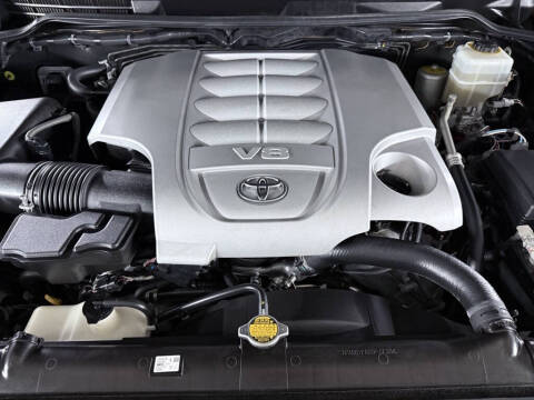 2016 Toyota Land Cruiser