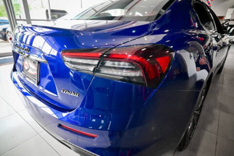 2022 Maserati Ghibli Modena Q4