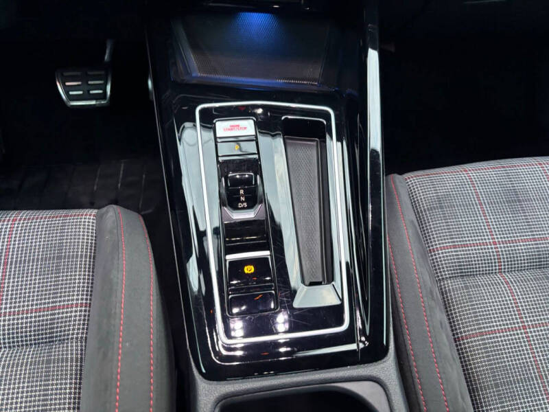 2024 Volkswagen Golf GTI S