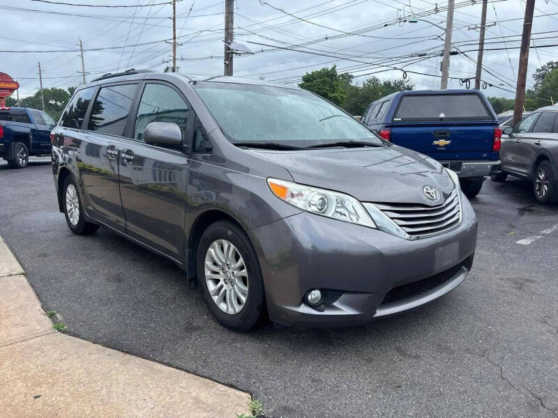 2017 Toyota Sienna