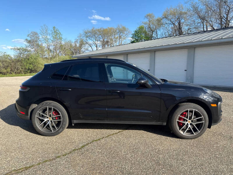 2025 Porsche Macan S