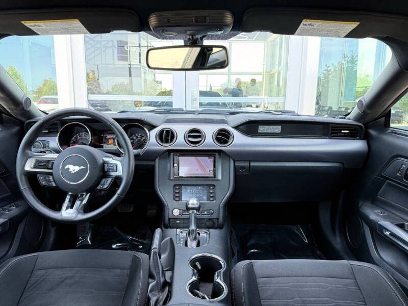 2017 Ford Mustang EcoBoost