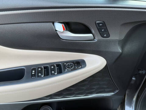 2020 Hyundai Santa Fe Limited 2.0T