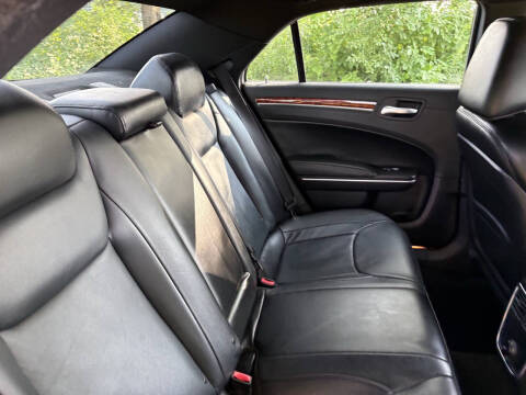 2014 Chrysler 300