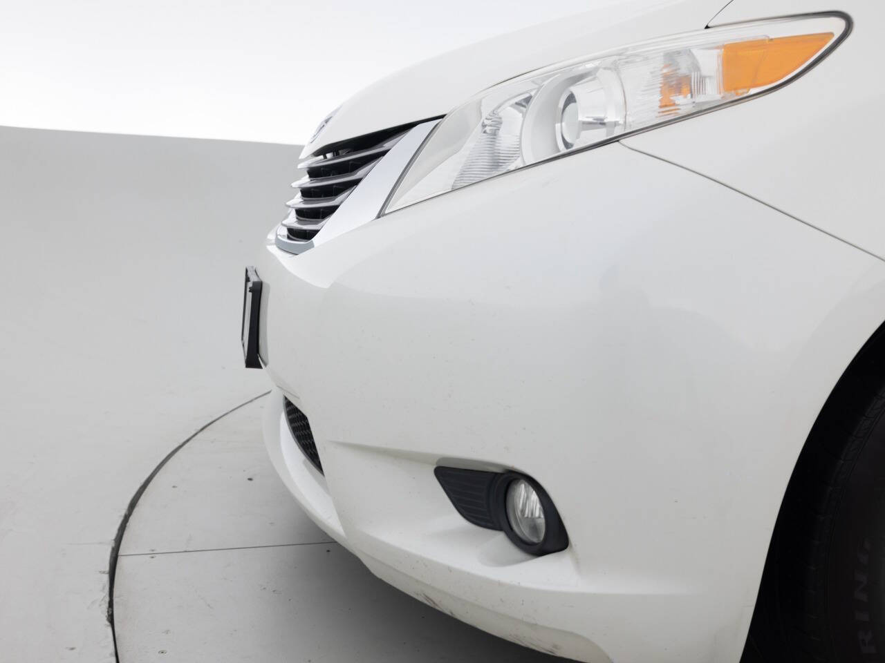 Used Car 2017 Toyota Sienna  Xle Premium 8 Passenger 4dr Mini Van For Sale Under $20,000 In Coal City, Illinois