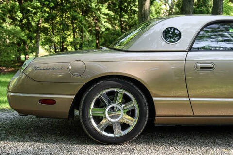 2005 Ford Thunderbird Deluxe
