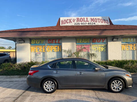 2018 Nissan Altima for sale at Rock & Roll Motors in Baton Rouge LA