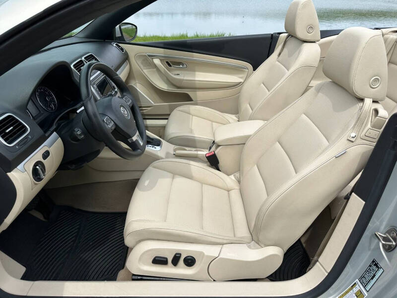 2012 Volkswagen Eos Komfort SULEV