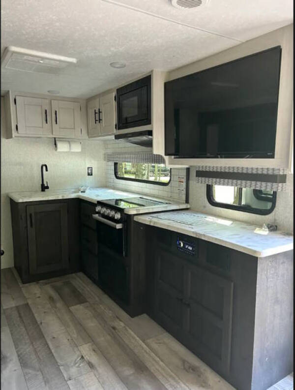 2022 KZ RV Confluence 25RL
